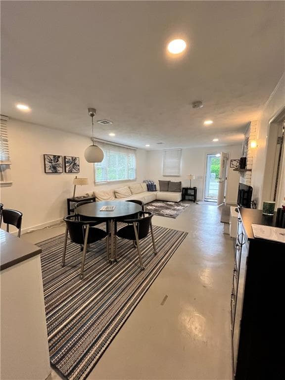 101 Briarwood #A