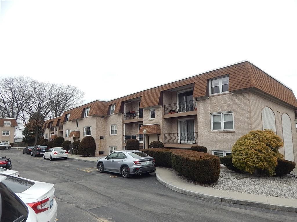 1801 Mineral Spring #A1