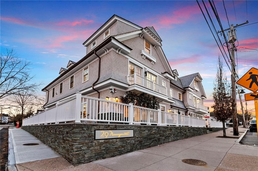 29 Narragansett #A