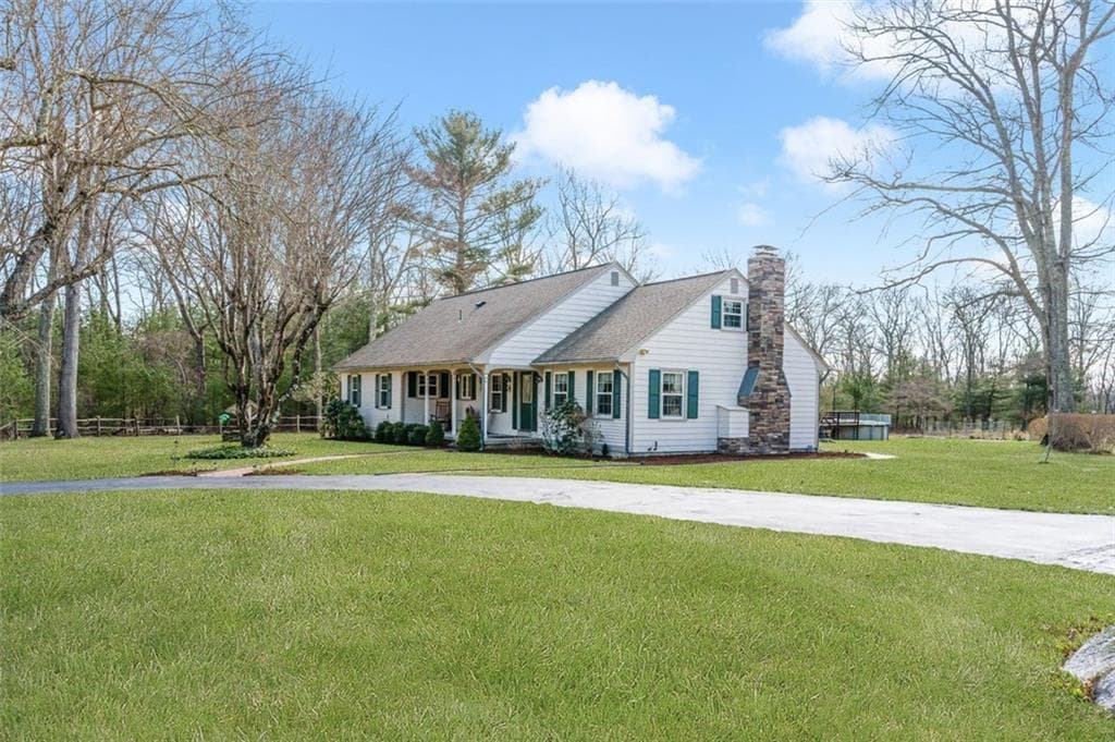185 Read School House photo 3