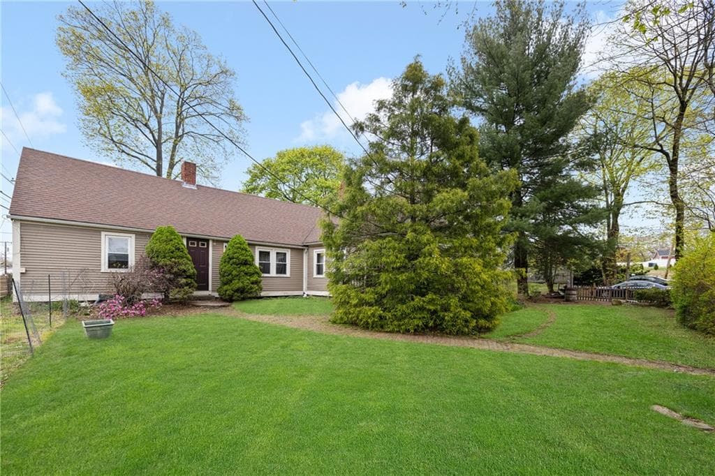 1707 Diamond Hill photo 2
