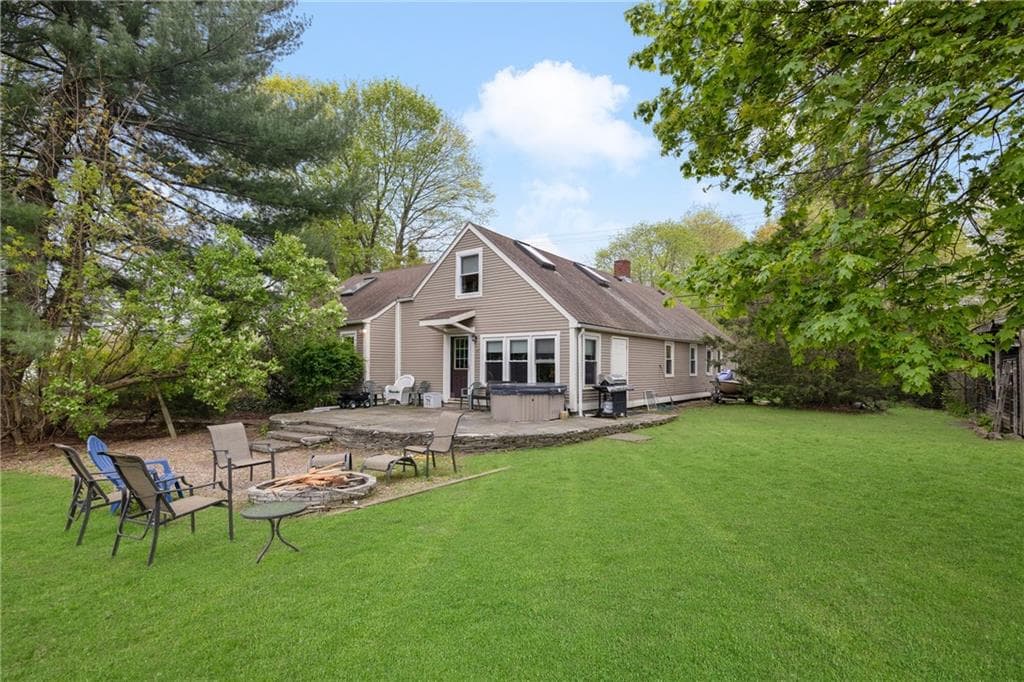 1707 Diamond Hill photo 3
