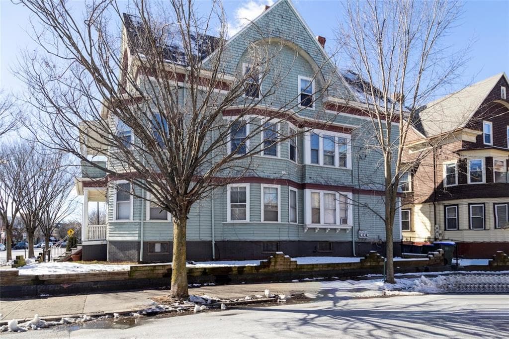 271 Broadway photo 4