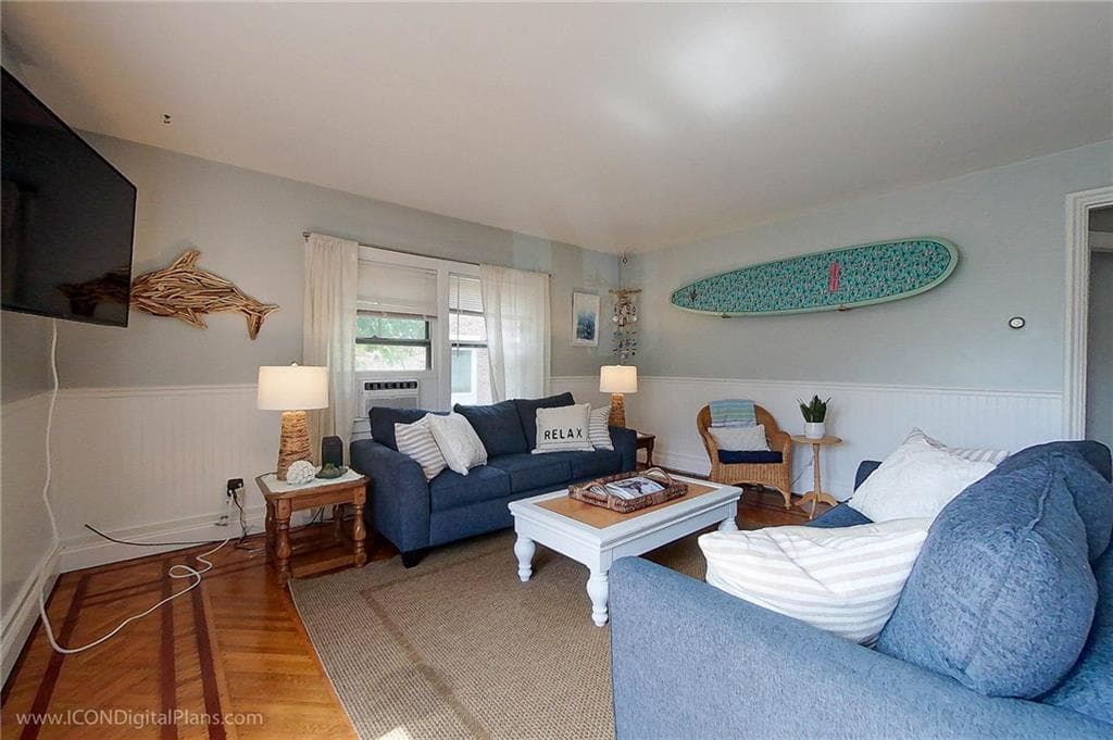 28 Narragansett #1 photo 2