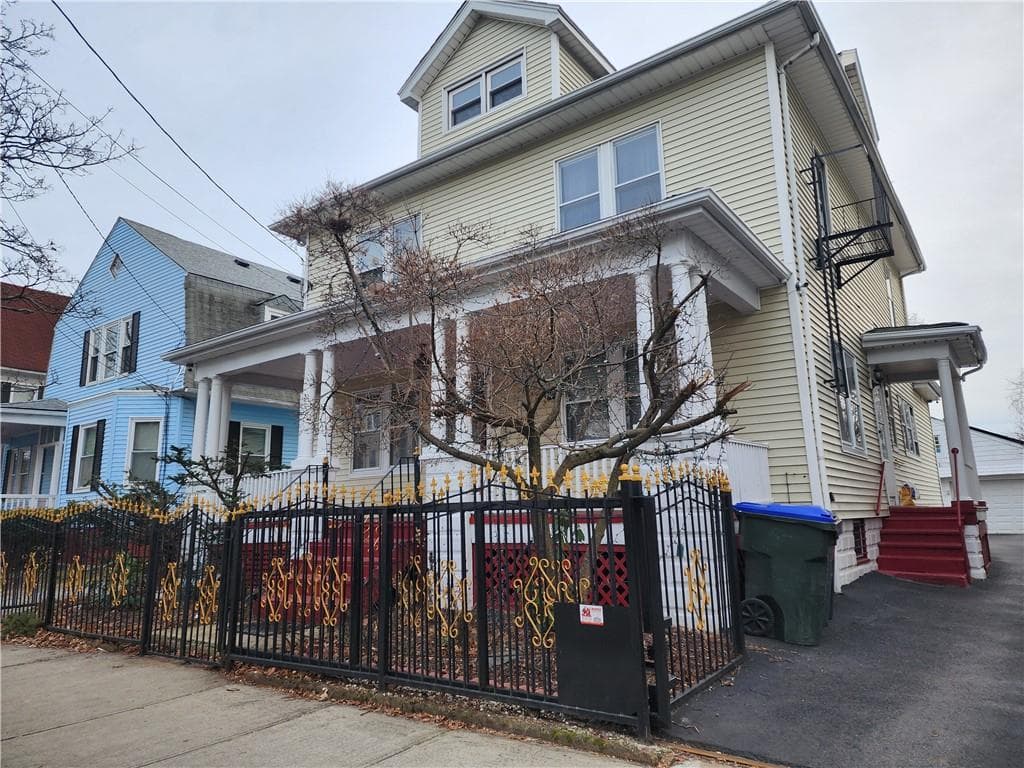 191 Linwood photo 2