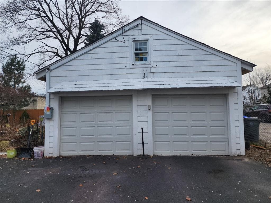 191 Linwood photo 5