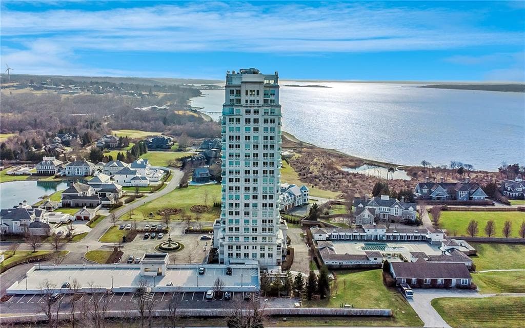 1 Tower #301