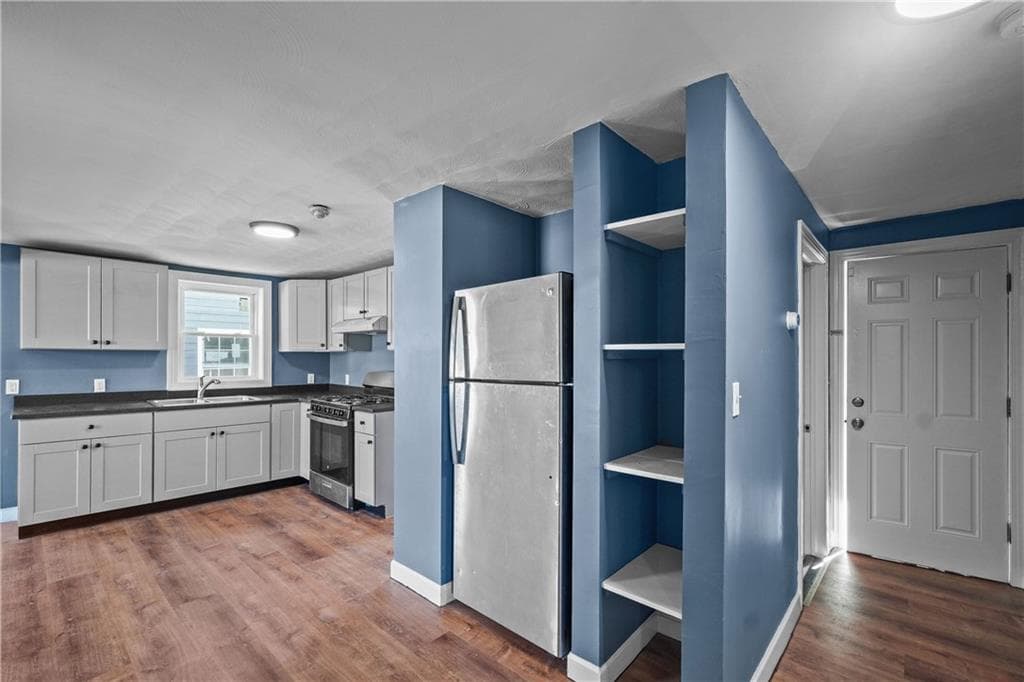 664 Plainfield photo 3