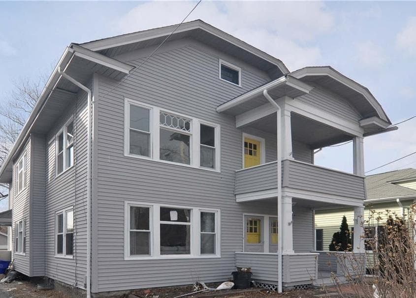 3097 Pawtucket