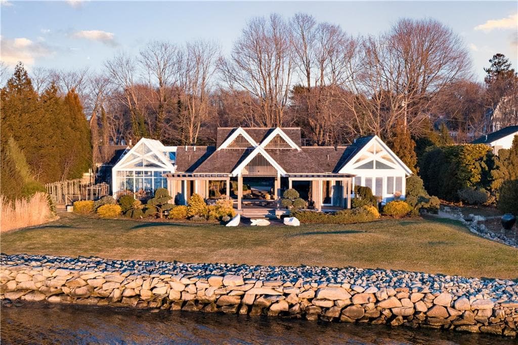 79 Shore photo 5