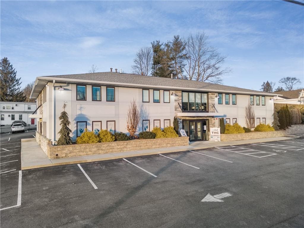 1239 Hartford