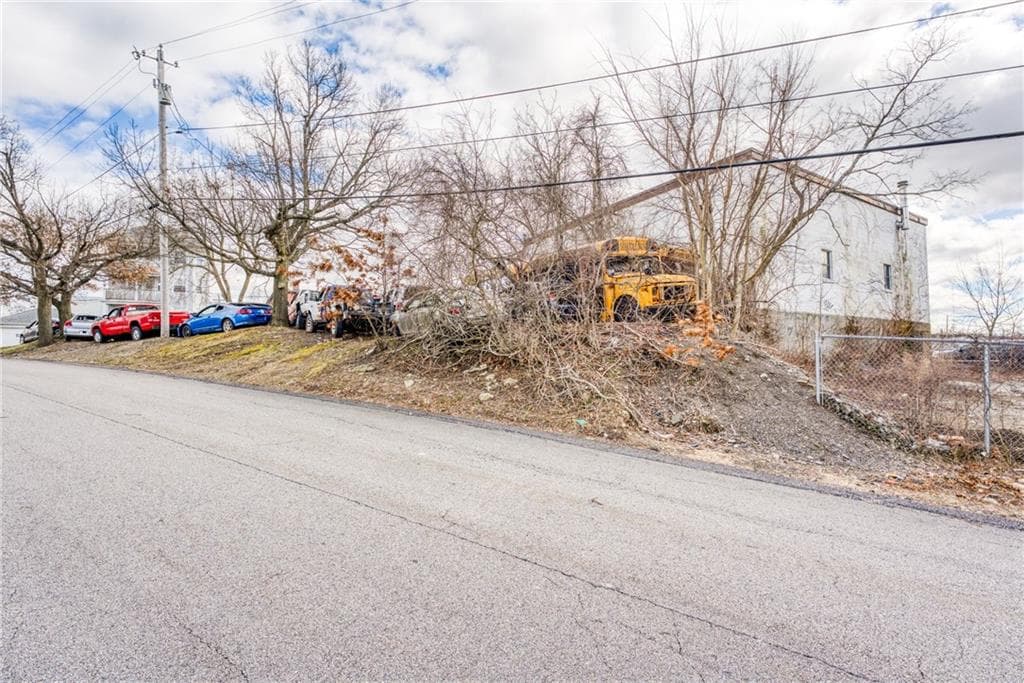 54 Nashua photo 3