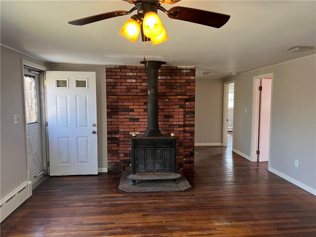 90 Stoney Hill photo 2