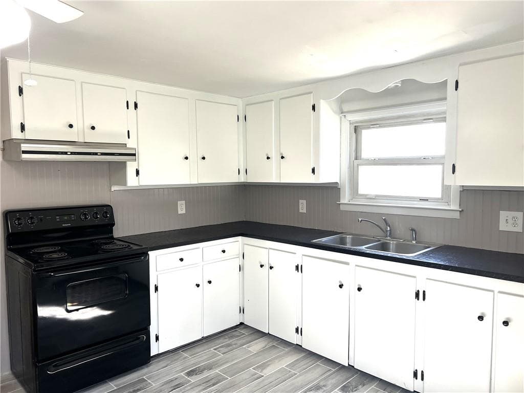 90 Stoney Hill photo 5