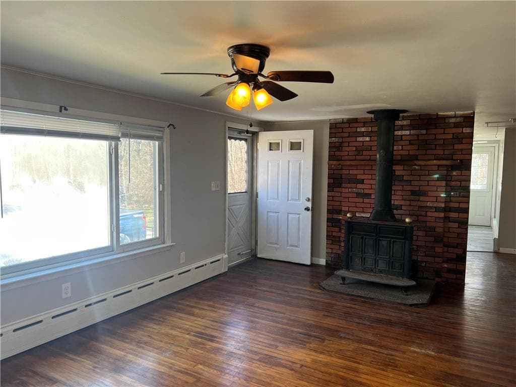 90 Stoney Hill photo 4