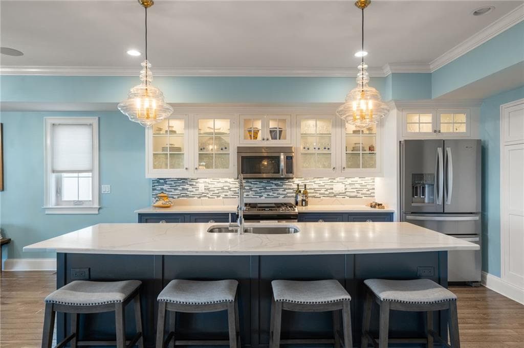 113 Newport Harbor photo 4