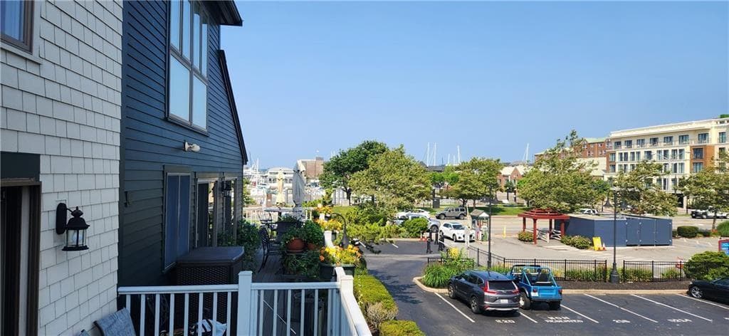 305 Swan's Wharf photo 4