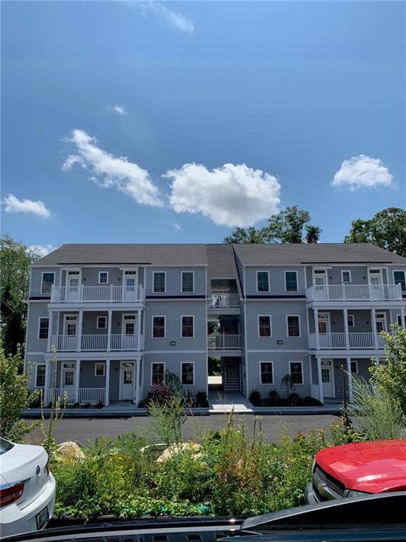 1535 atwood