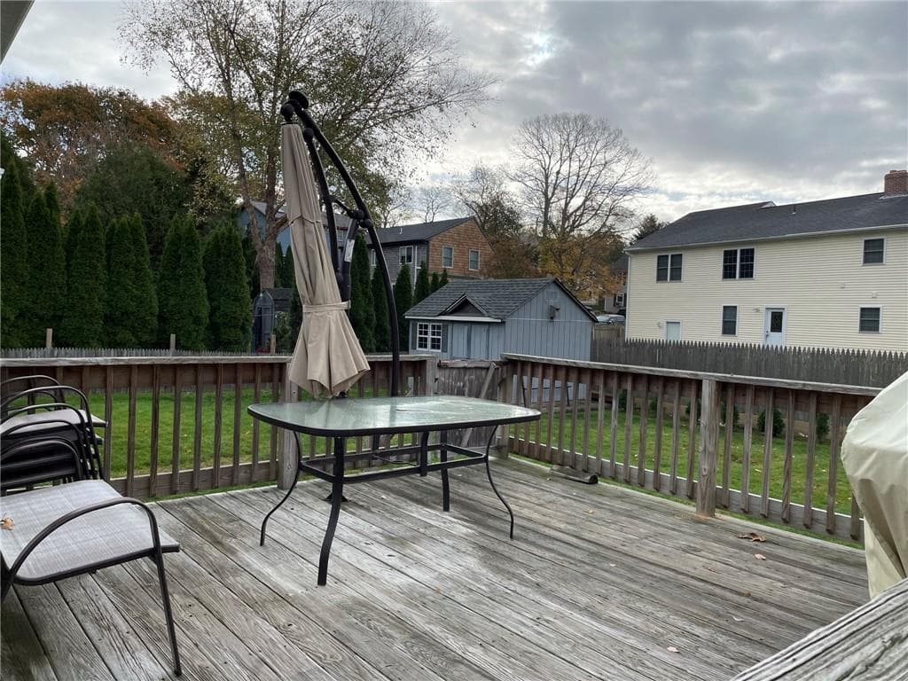 104 Sachem photo 5