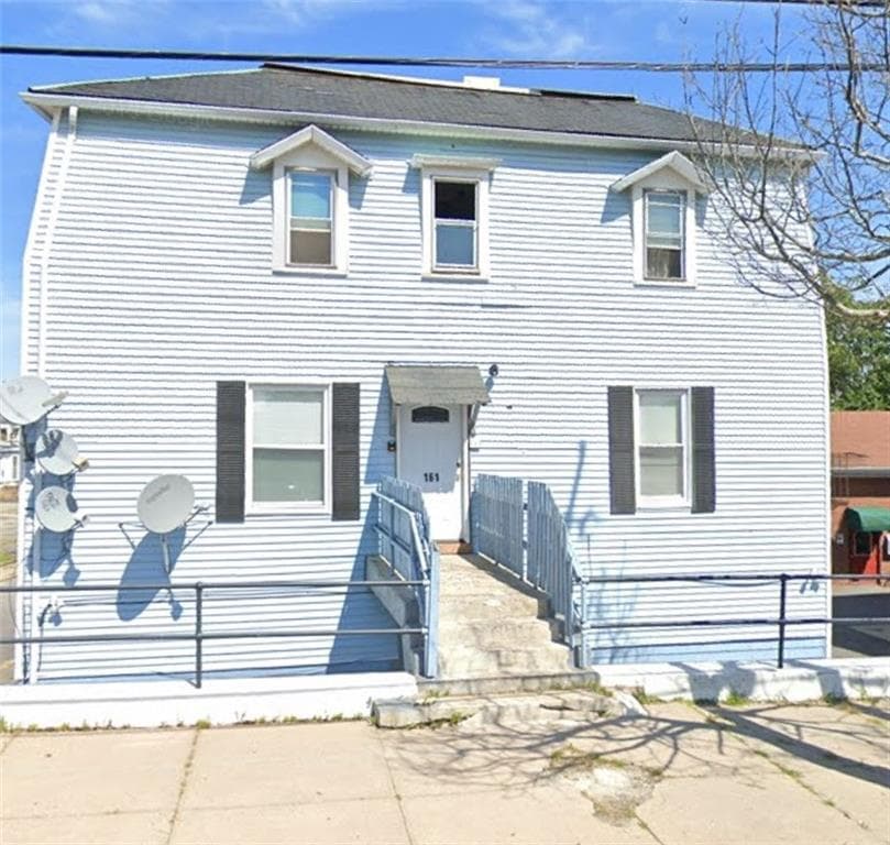 159 Montgomery photo 2