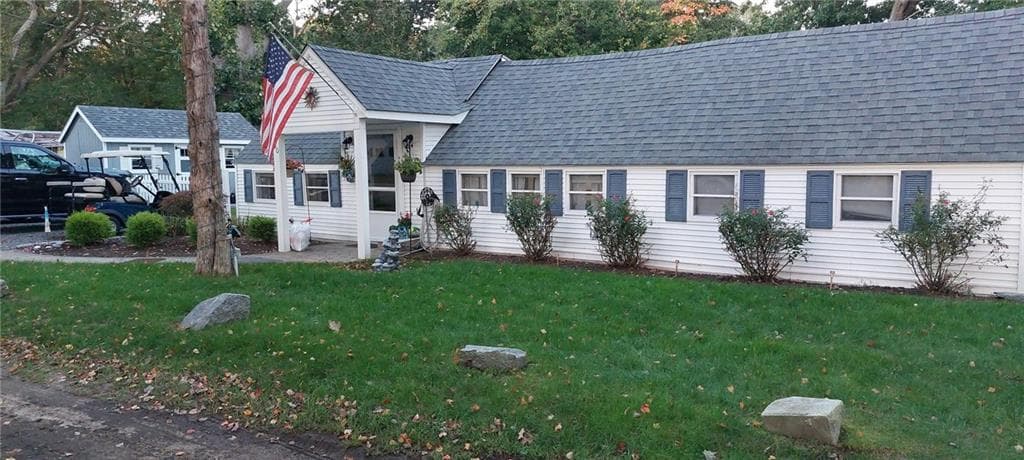 50 West Budlong photo 2