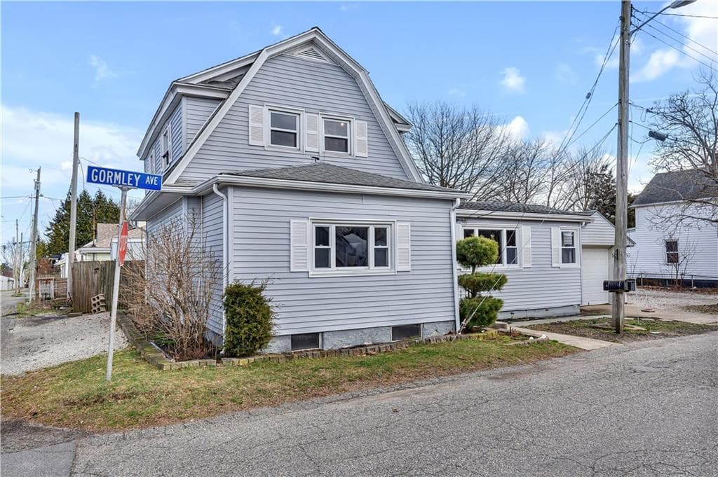 129 Gormley photo 3