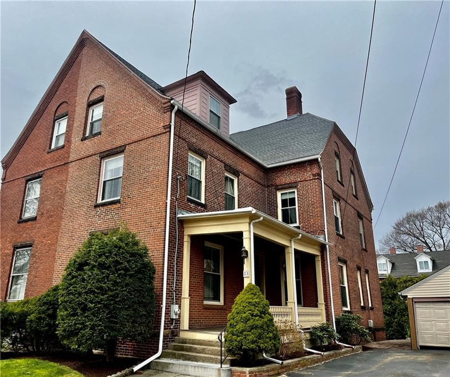 23 Blackstone
