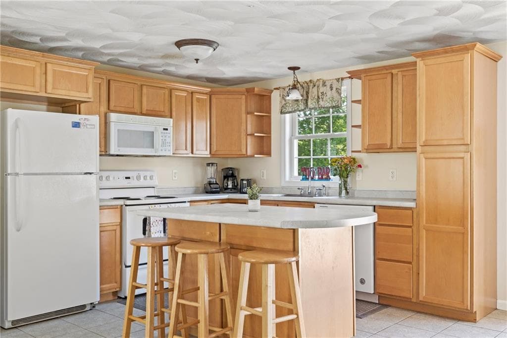 66 Meadowrue photo 4