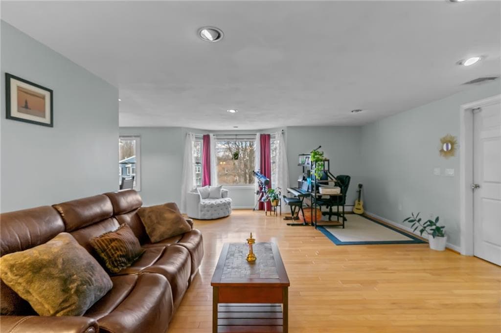 44 Knoll #D photo 4