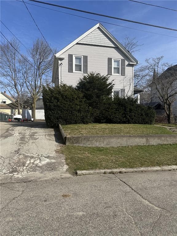 246 Greenwood photo 2
