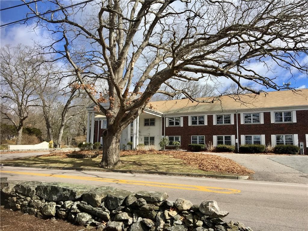 60 Mendon photo 2