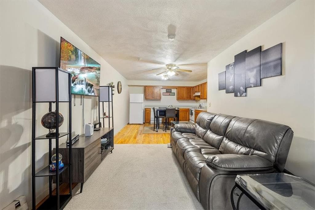 444 Woodward #43 photo 3