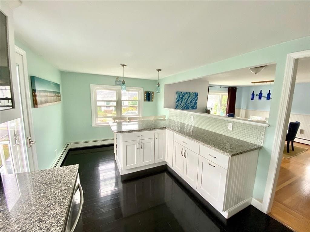 85 Eustis photo 3