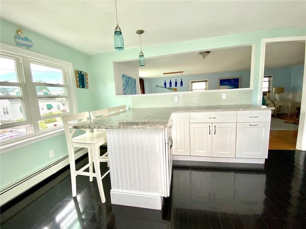 85 Eustis photo 4