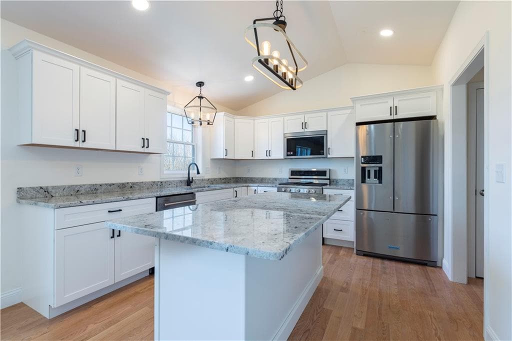24 Sterling Ridge Lane photo 3