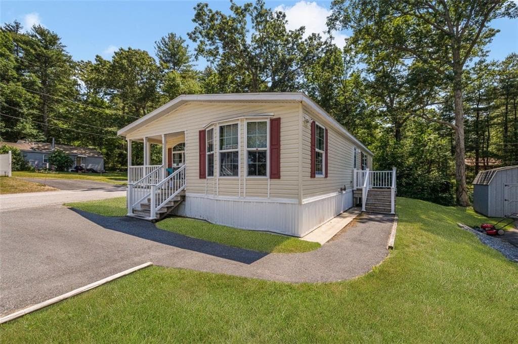 81 Diamond Hill photo 3