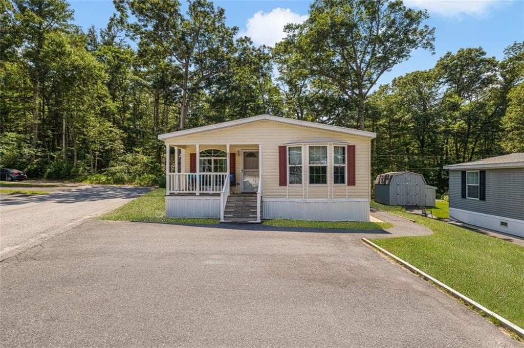 81 Diamond Hill