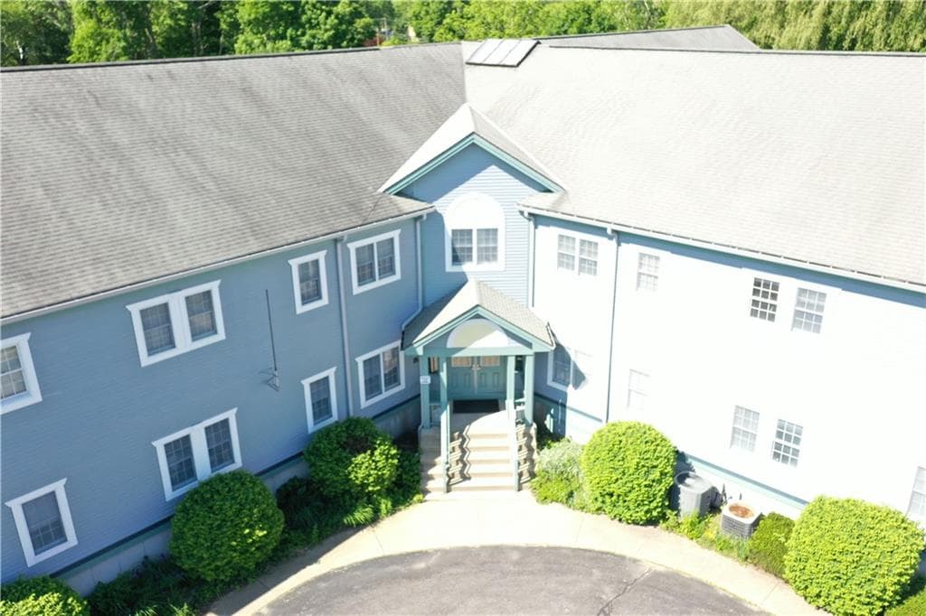 320 Phillips #A & B photo 5