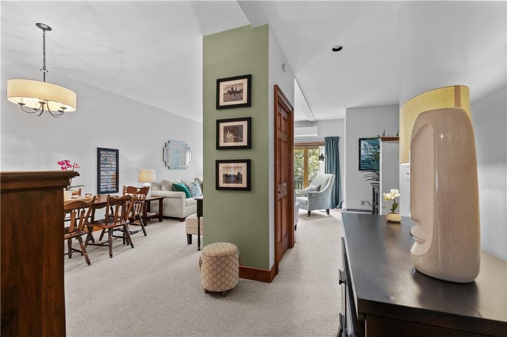 158 Narragansett #U photo 2