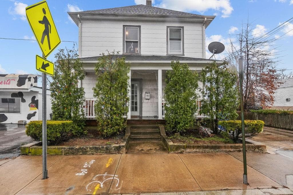 1428 Park
