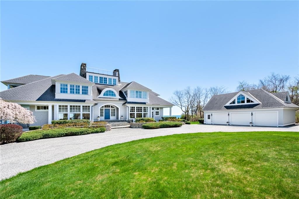 597 Beavertail photo 3