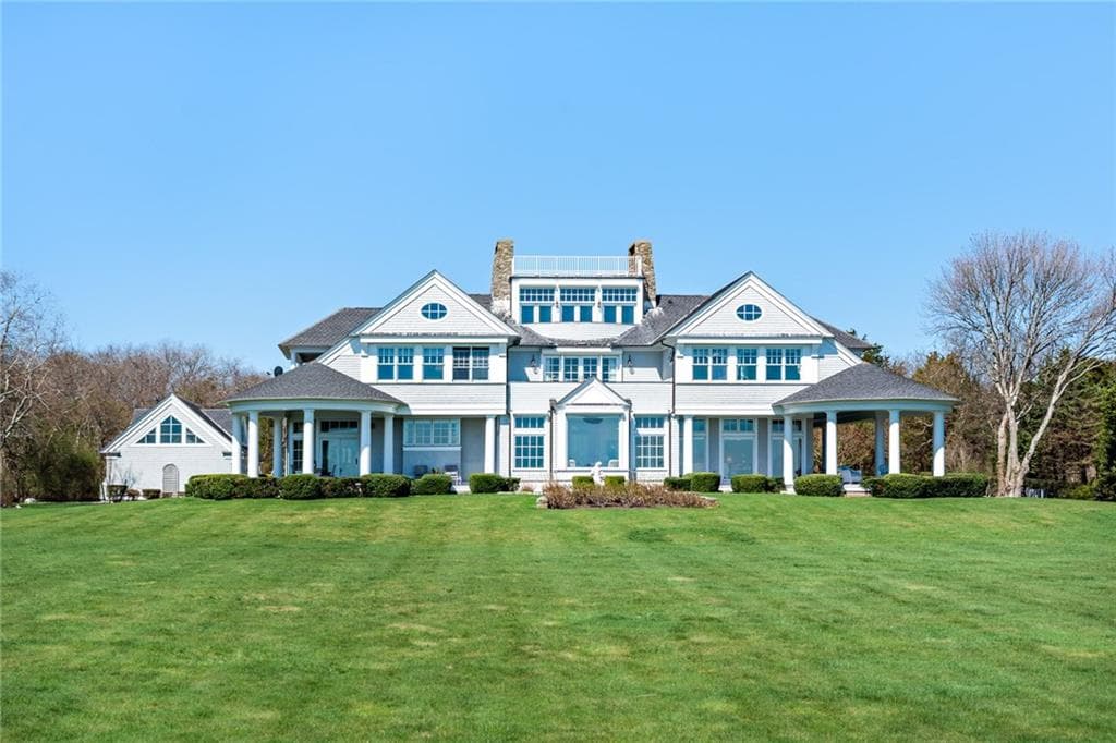 597 Beavertail photo 4