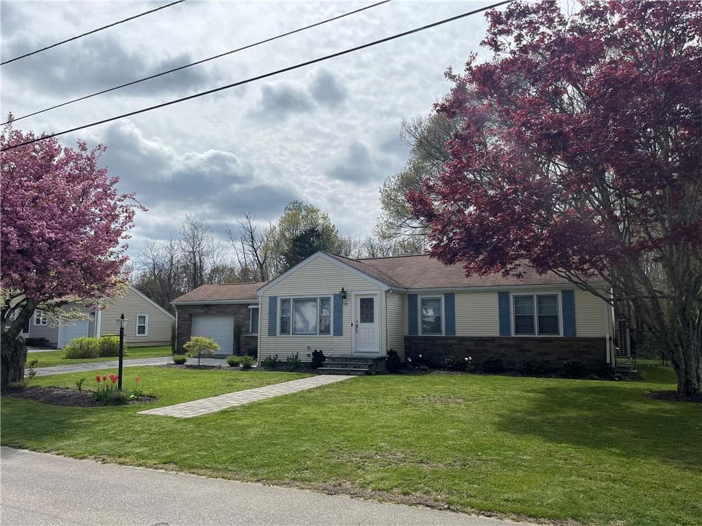18 Elmdale