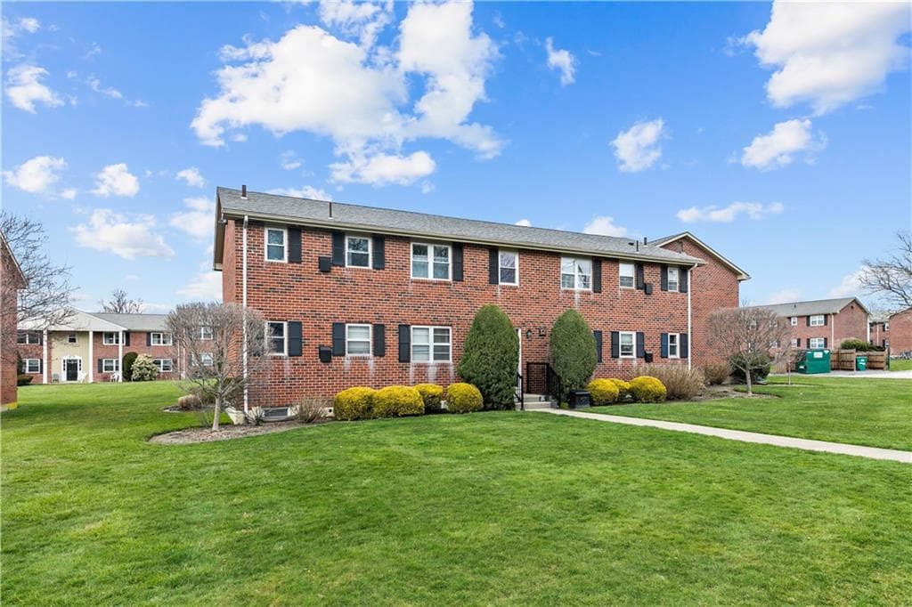 70 Carroll #1210 photo 3