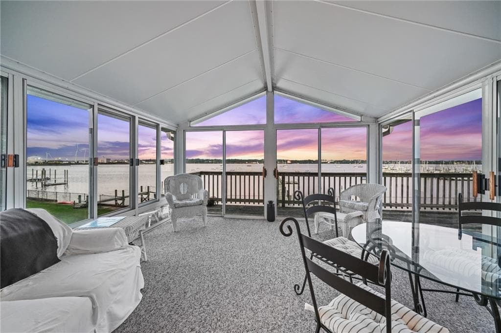 1286 Narragansett photo 4