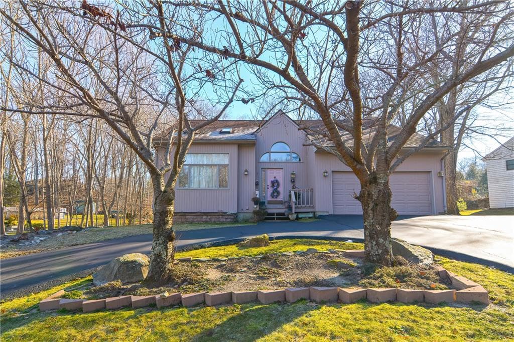 7 Briarwood