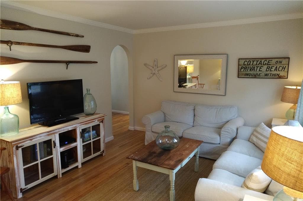133 Carroll photo 2