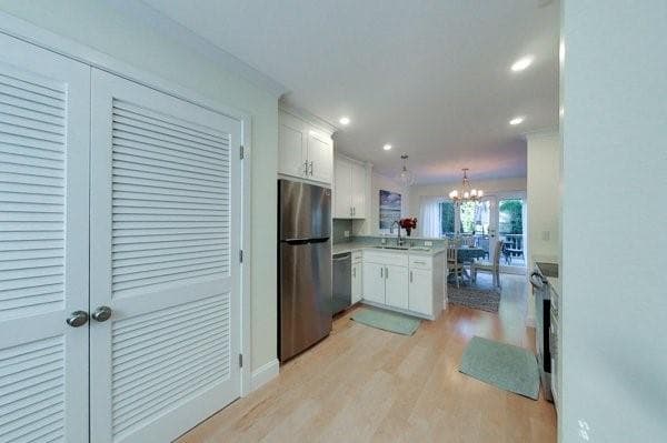 61 Clinton #C photo 4