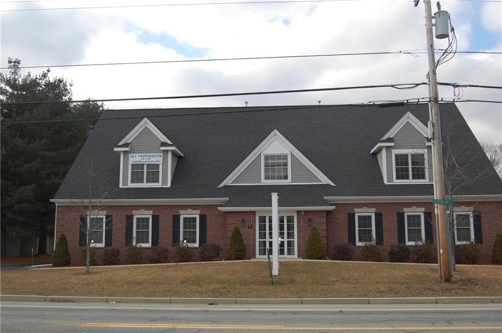 2374 Diamond Hill #1 photo 3