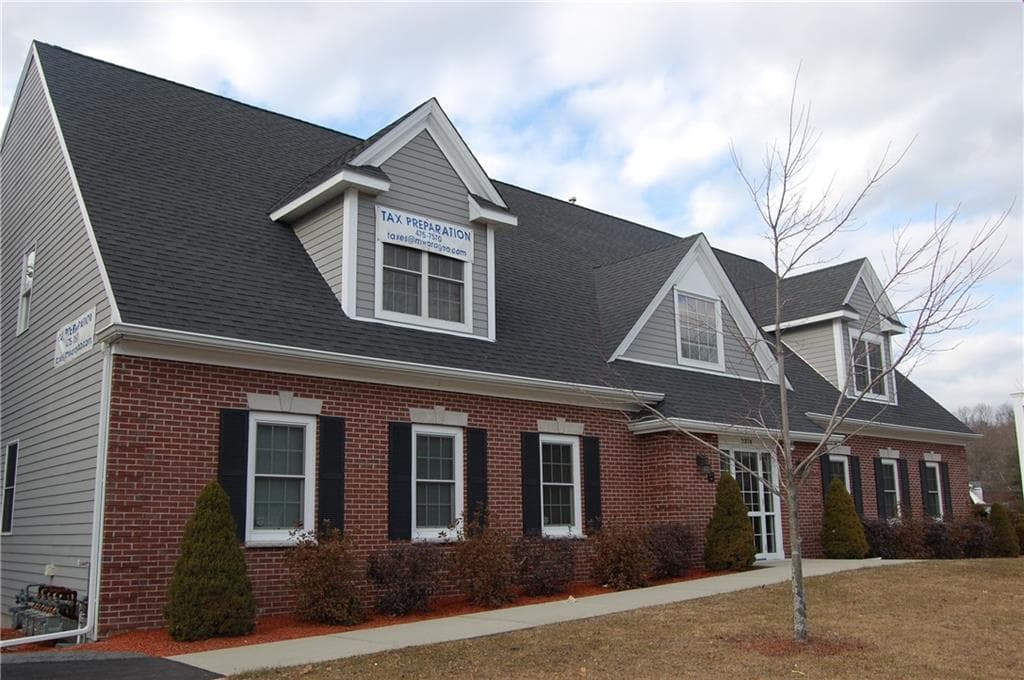 2374 Diamond Hill #1